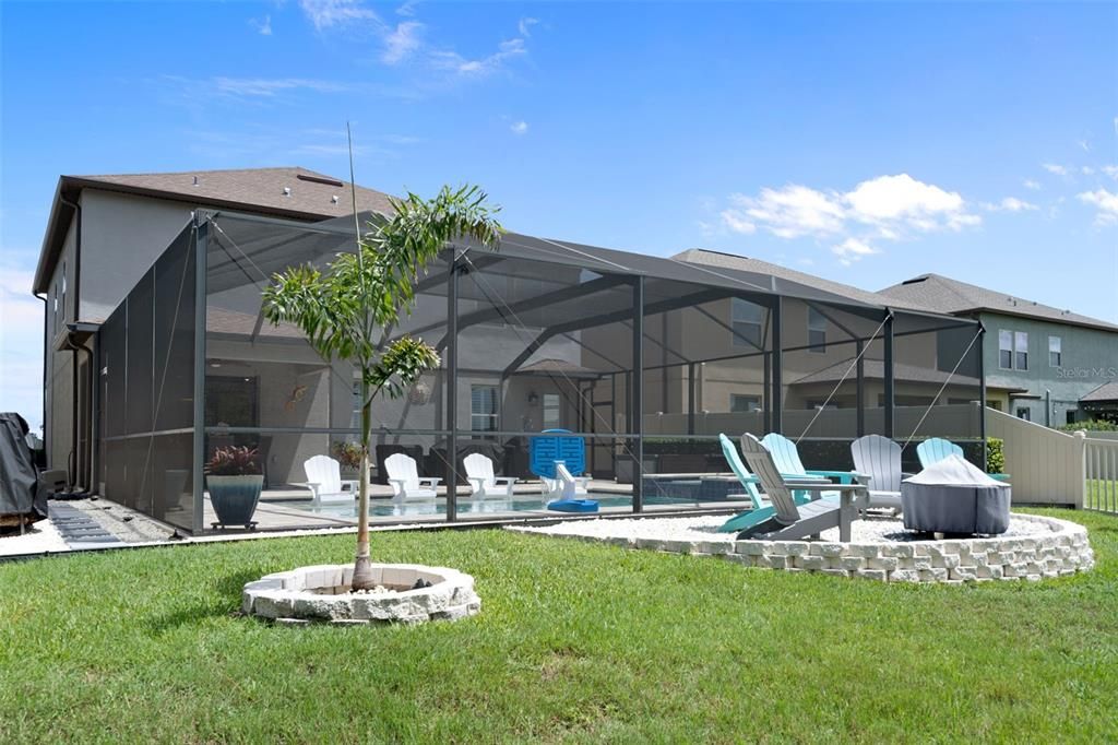 For Sale: $649,900 (4 beds, 2 baths, 3364 Square Feet)