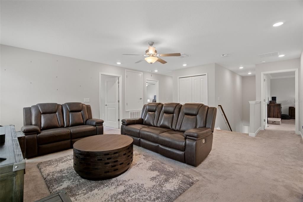 For Sale: $649,900 (4 beds, 2 baths, 3364 Square Feet)