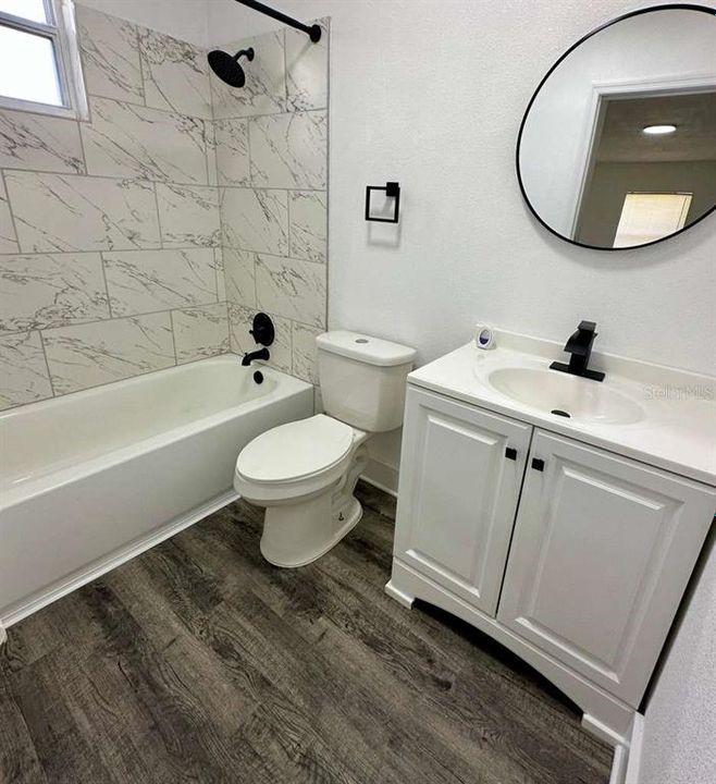 For Rent: $1,875 (4 beds, 2 baths, 1282 Square Feet)