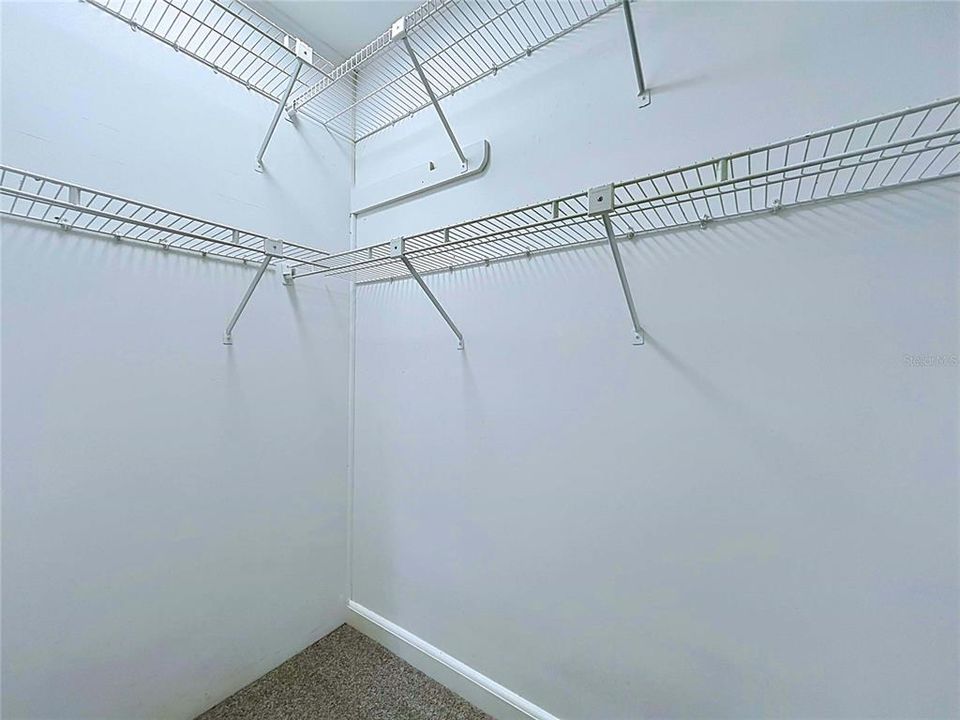 For Sale: $299,990 (4 beds, 2 baths, 2052 Square Feet)