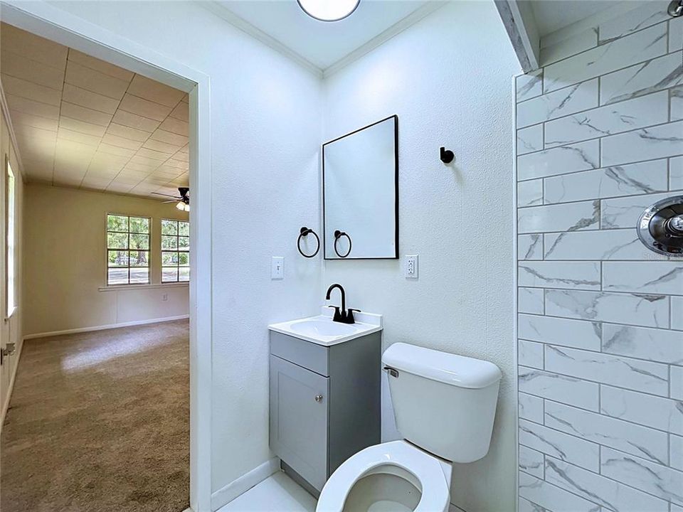 For Sale: $299,990 (4 beds, 2 baths, 2052 Square Feet)