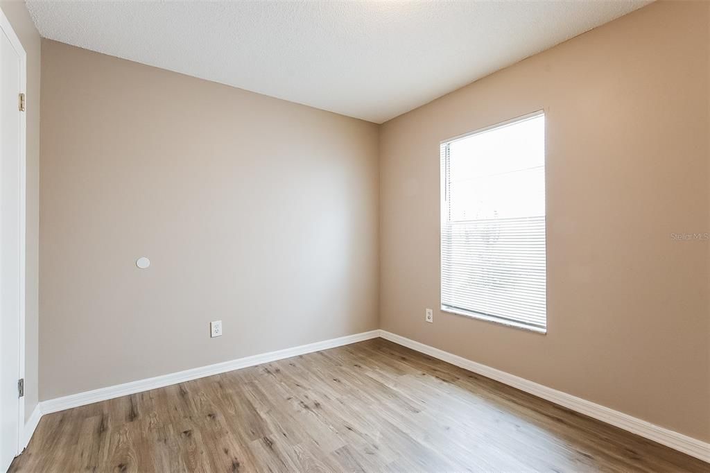 For Sale: $360,000 (3 beds, 2 baths, 1468 Square Feet)