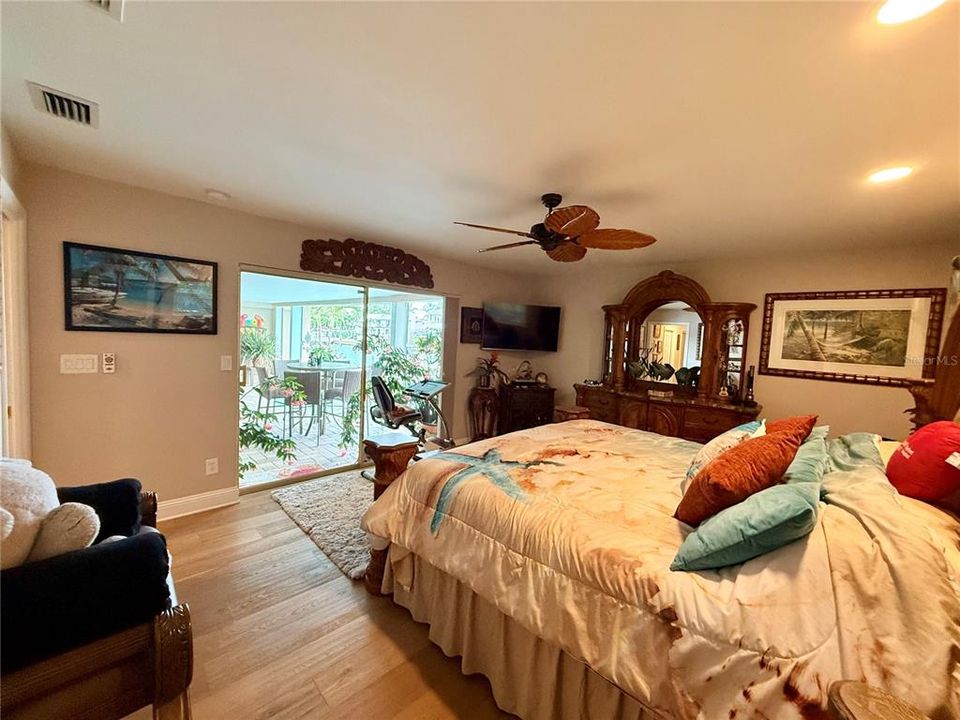 En Venta: $2,495,000 (3 camas, 3 baños, 2576 Pies cuadrados)