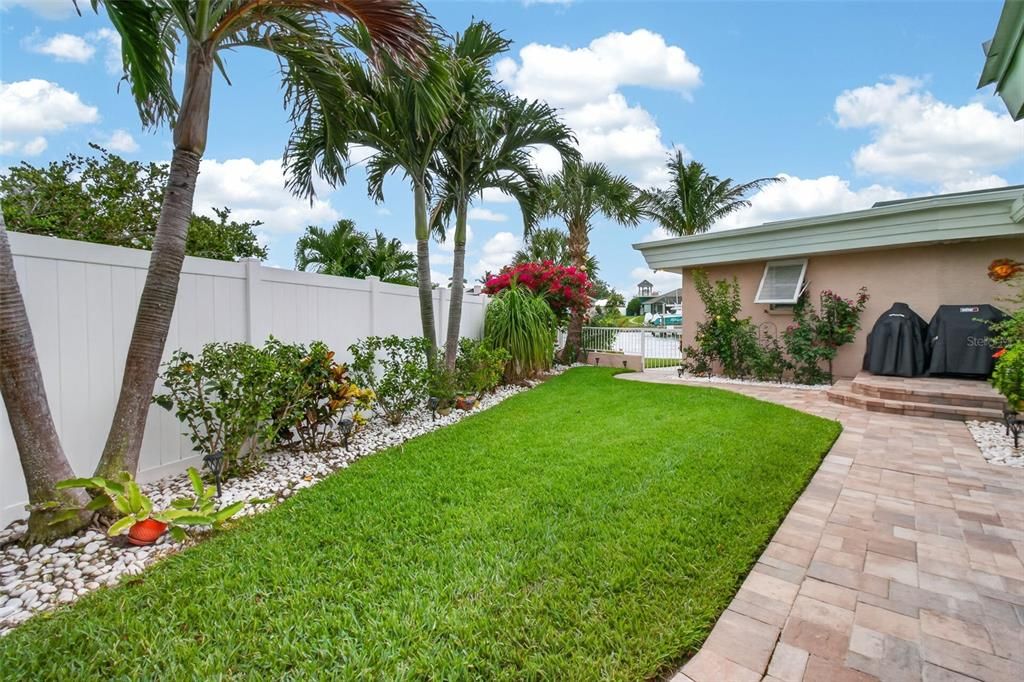 Под контрактом: $2,495,000 (3 спален, 3 ванн, 2576 Квадратных фут)