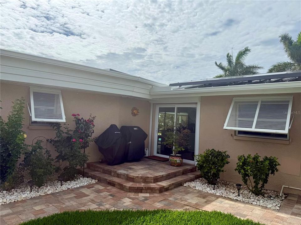 En Venta: $2,495,000 (3 camas, 3 baños, 2576 Pies cuadrados)