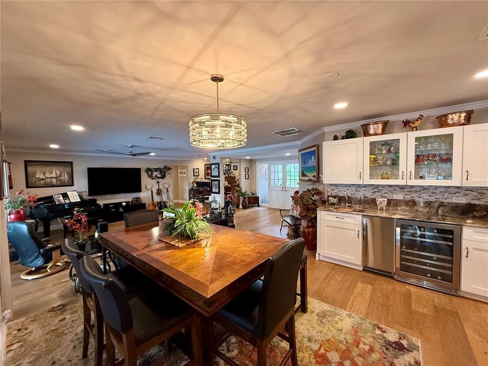 En Venta: $2,495,000 (3 camas, 3 baños, 2576 Pies cuadrados)