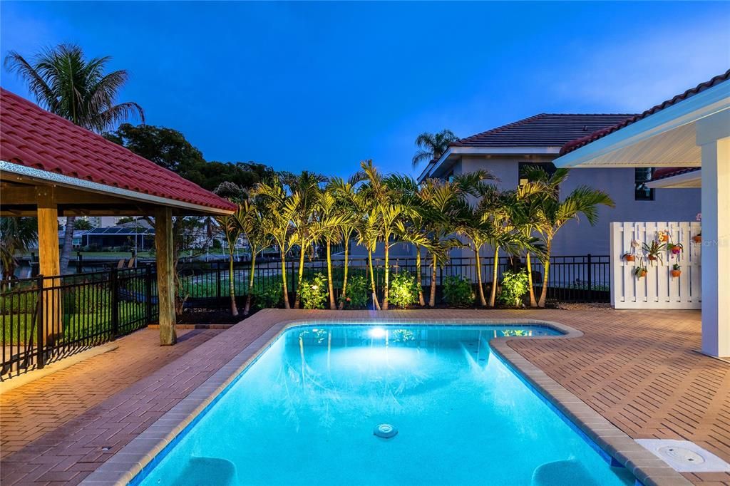For Sale: $2,299,000 (4 beds, 3 baths, 3198 Square Feet)