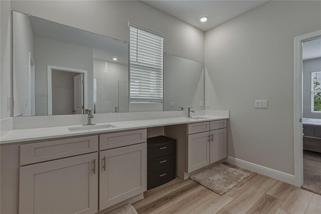 For Sale: $490,000 (4 beds, 3 baths, 2285 Square Feet)