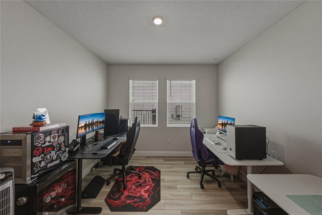 For Sale: $490,000 (4 beds, 3 baths, 2285 Square Feet)