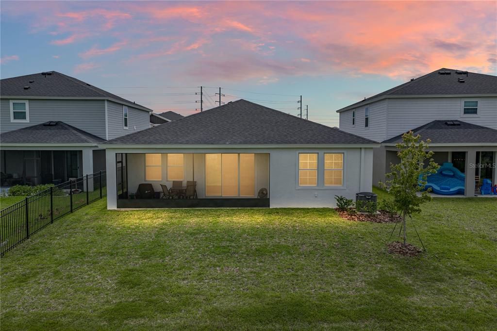 For Sale: $490,000 (4 beds, 3 baths, 2285 Square Feet)