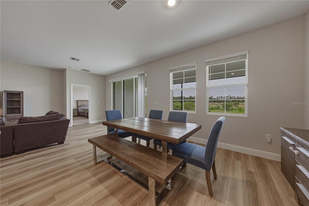 For Sale: $490,000 (4 beds, 3 baths, 2285 Square Feet)