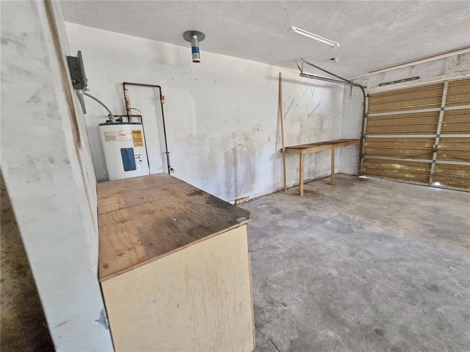 For Sale: $203,000 (3 beds, 2 baths, 1946 Square Feet)
