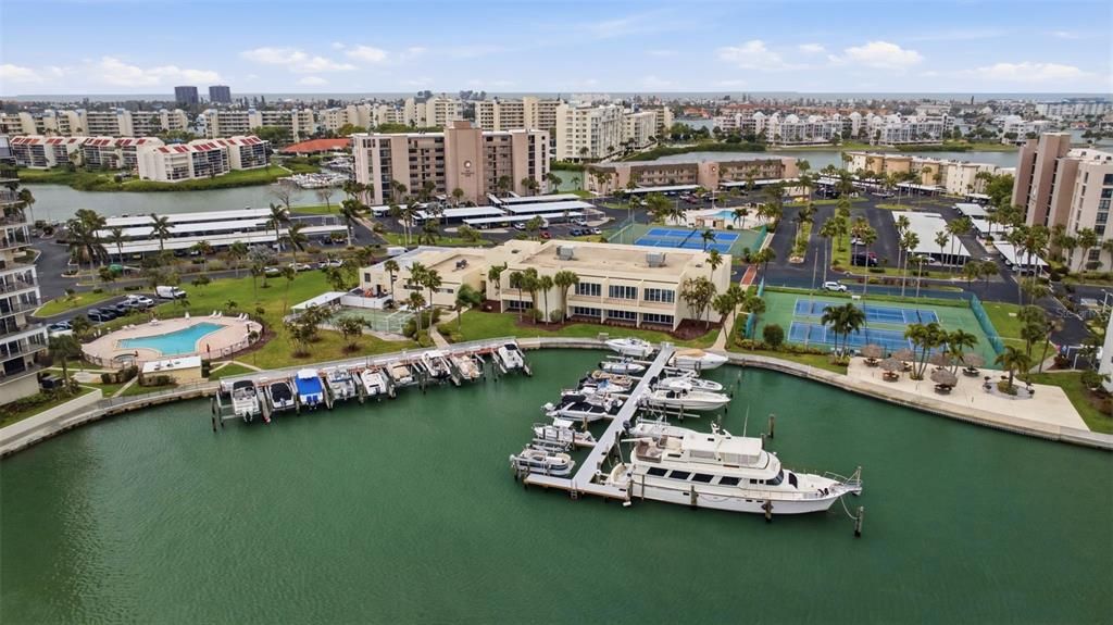 На продажу: $242,000 (1 спален, 1 ванн, 765 Квадратных фут)