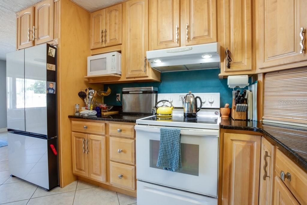 En Venta: $450,000 (3 camas, 2 baños, 1408 Pies cuadrados)