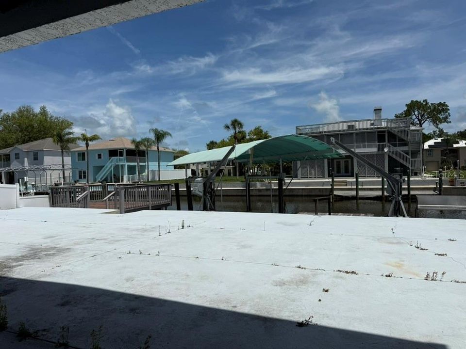 For Sale: $460,000 (3 beds, 3 baths, 1330 Square Feet)