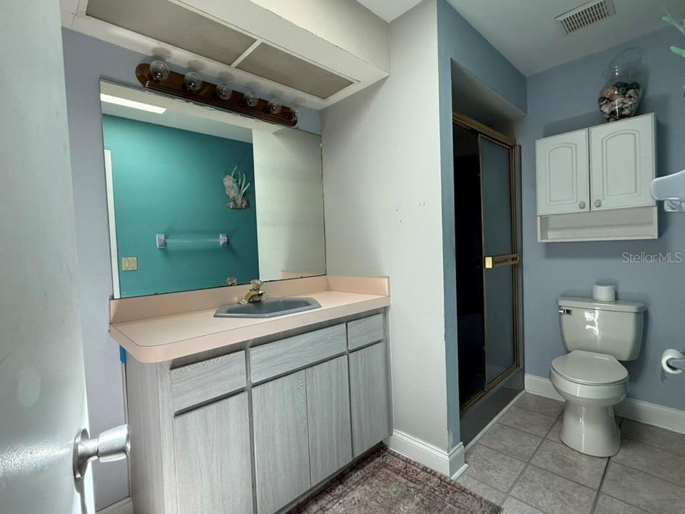 For Sale: $460,000 (3 beds, 3 baths, 1330 Square Feet)