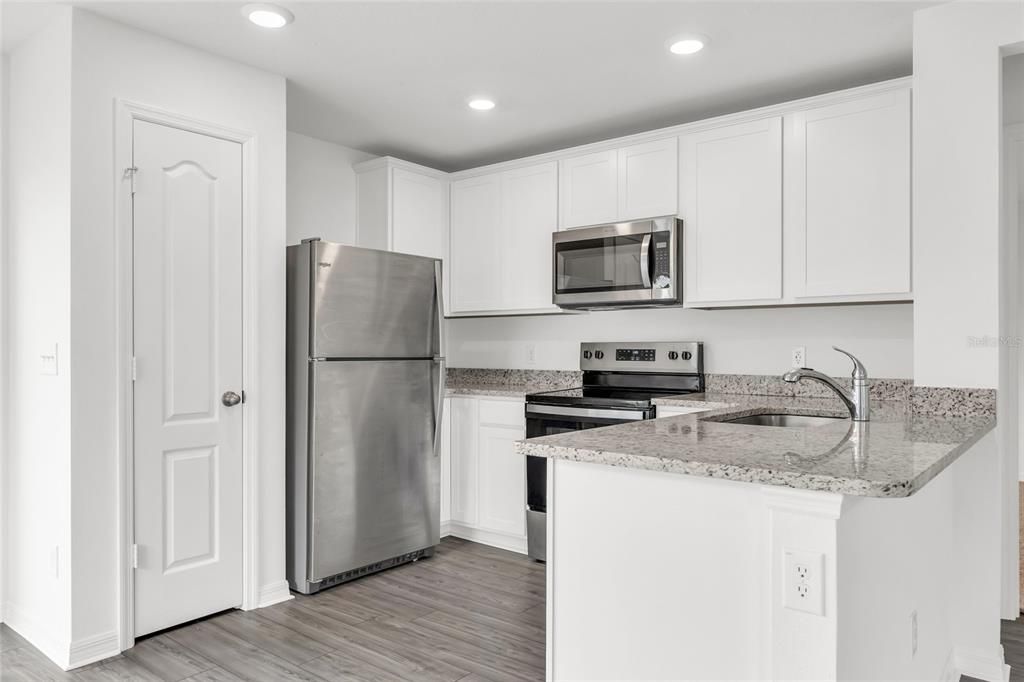 En Venta: $289,900 (3 camas, 2 baños, 1120 Pies cuadrados)