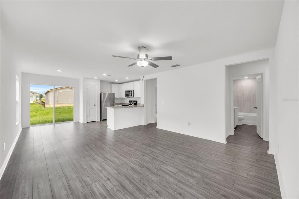 En Venta: $289,900 (3 camas, 2 baños, 1120 Pies cuadrados)