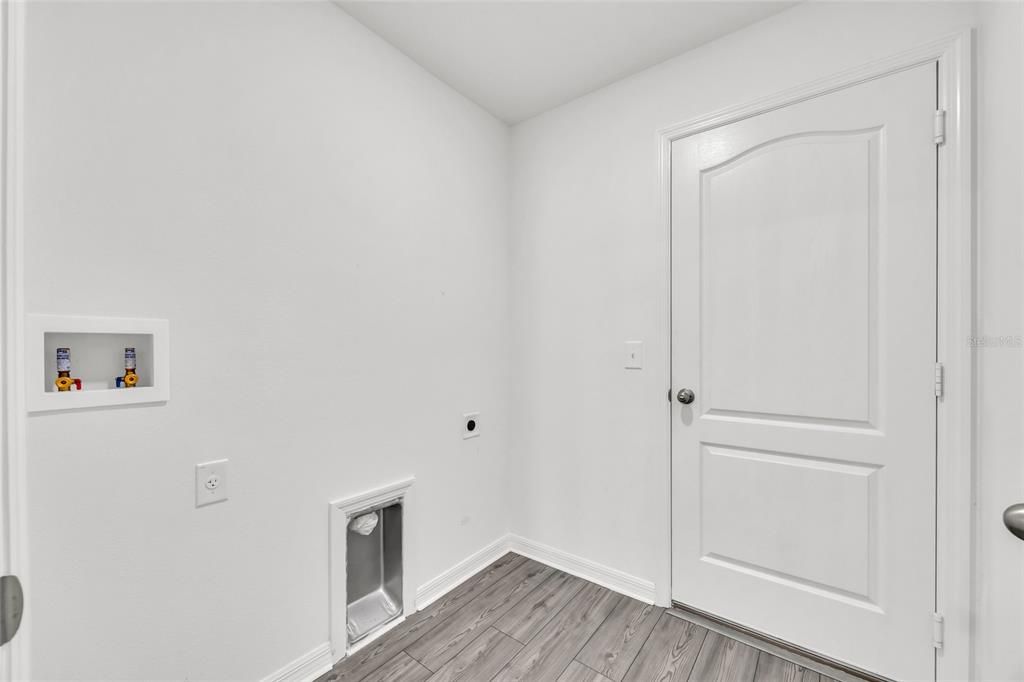 En Venta: $289,900 (3 camas, 2 baños, 1120 Pies cuadrados)