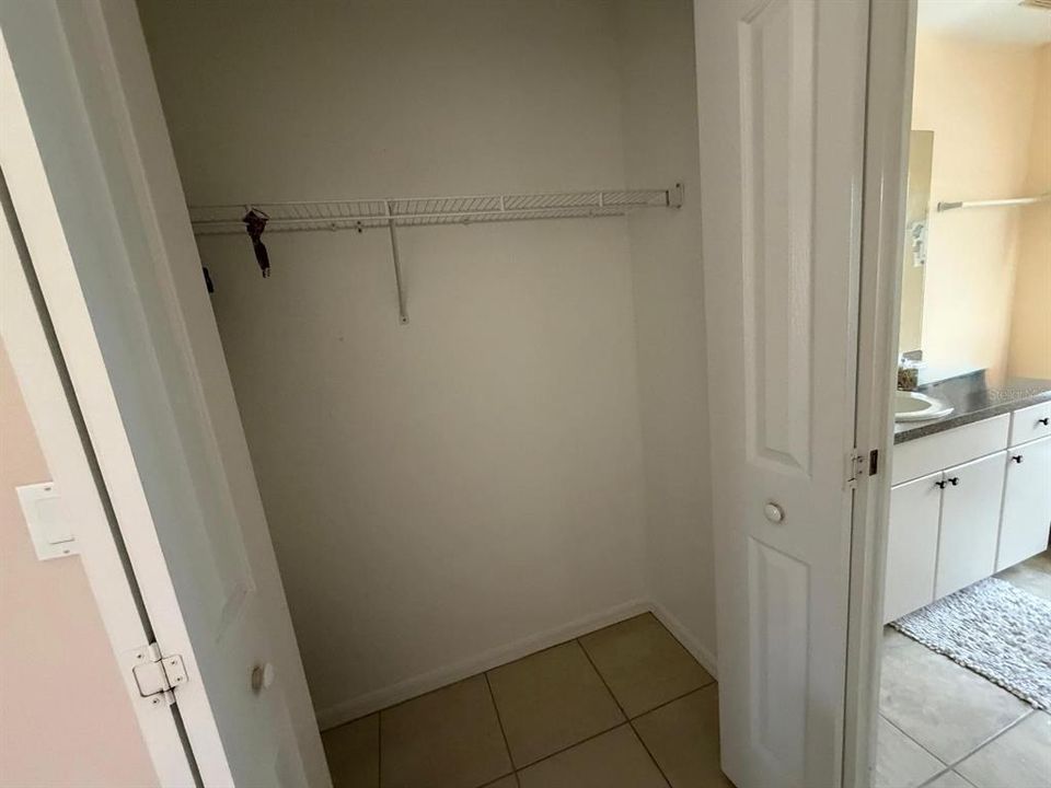 На продажу: $315,000 (3 спален, 2 ванн, 1385 Квадратных фут)