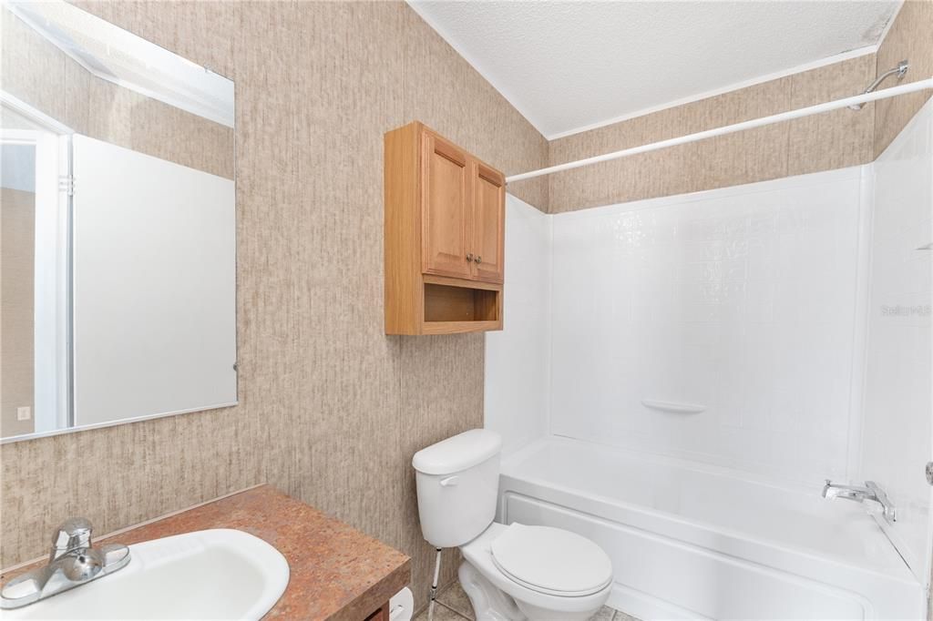 Activo con contrato: $269,900 (3 camas, 2 baños, 1248 Pies cuadrados)