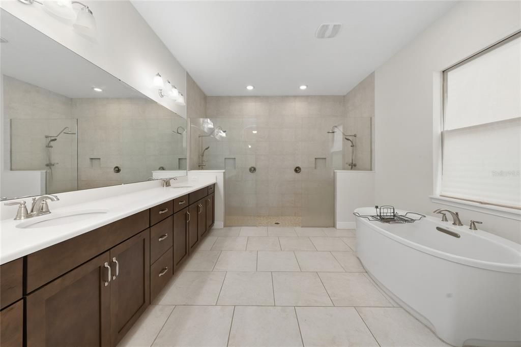 For Sale: $1,499,000 (4 beds, 4 baths, 4130 Square Feet)