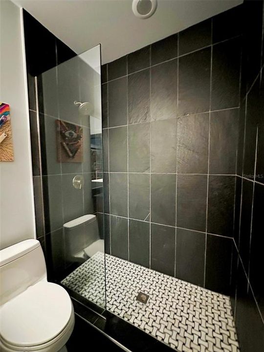 En Venta: $1,149,000 (3 camas, 2 baños, 2642 Pies cuadrados)