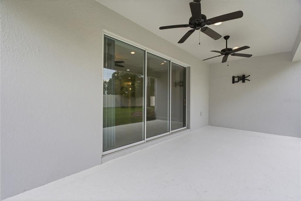 En Venta: $539,900 (4 camas, 3 baños, 2872 Pies cuadrados)