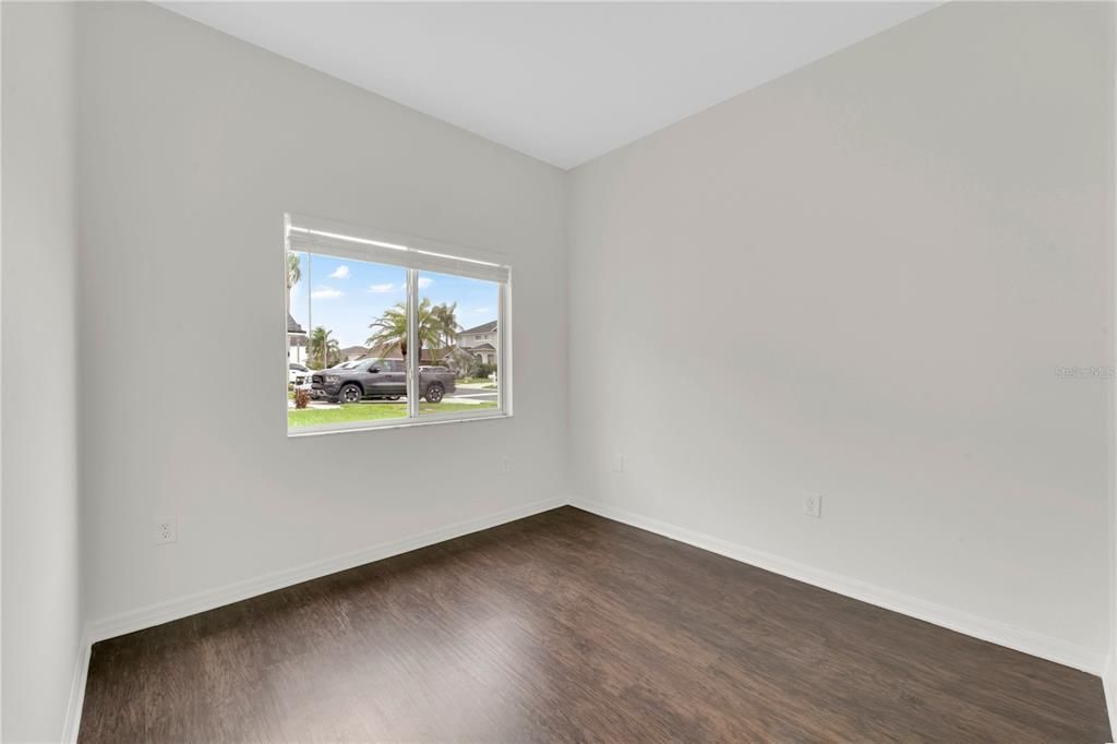 En Venta: $369,900 (4 camas, 2 baños, 1858 Pies cuadrados)