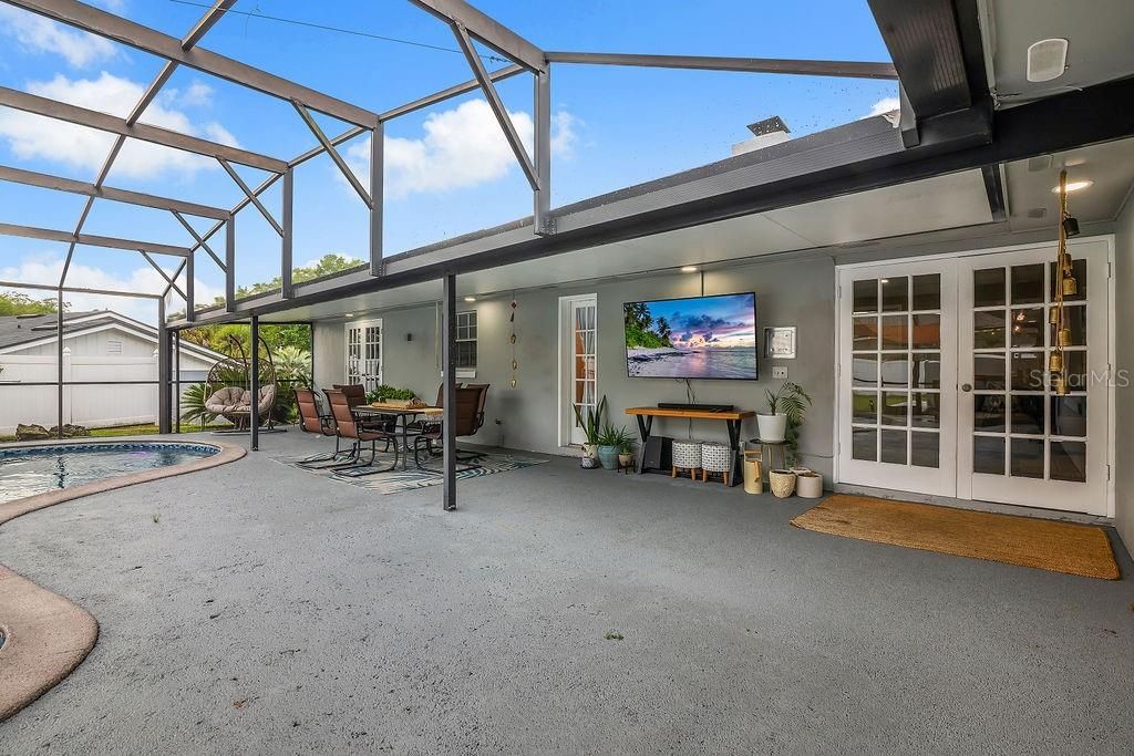 En Venta: $895,000 (4 camas, 3 baños, 2781 Pies cuadrados)