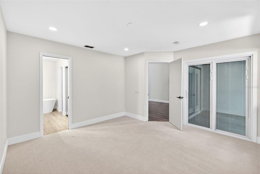 For Sale: $295,000 (3 beds, 2 baths, 1874 Square Feet)