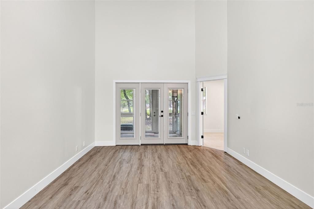 For Sale: $295,000 (3 beds, 2 baths, 1874 Square Feet)