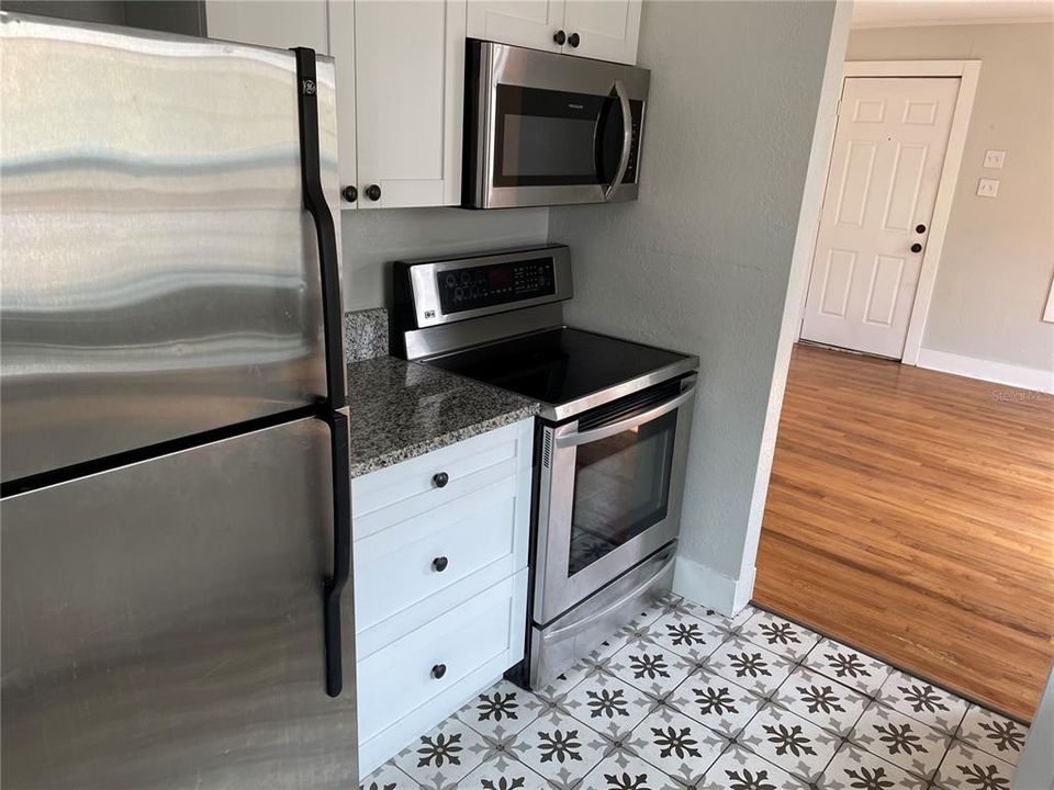 В аренду: $2,225 (3 спален, 2 ванн, 1292 Квадратных фут)