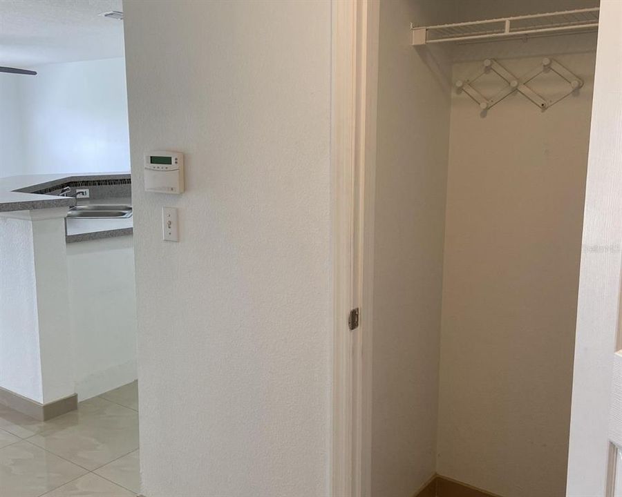 For Rent: $1,900 (2 beds, 2 baths, 1386 Square Feet)