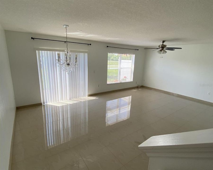 For Rent: $1,900 (2 beds, 2 baths, 1386 Square Feet)
