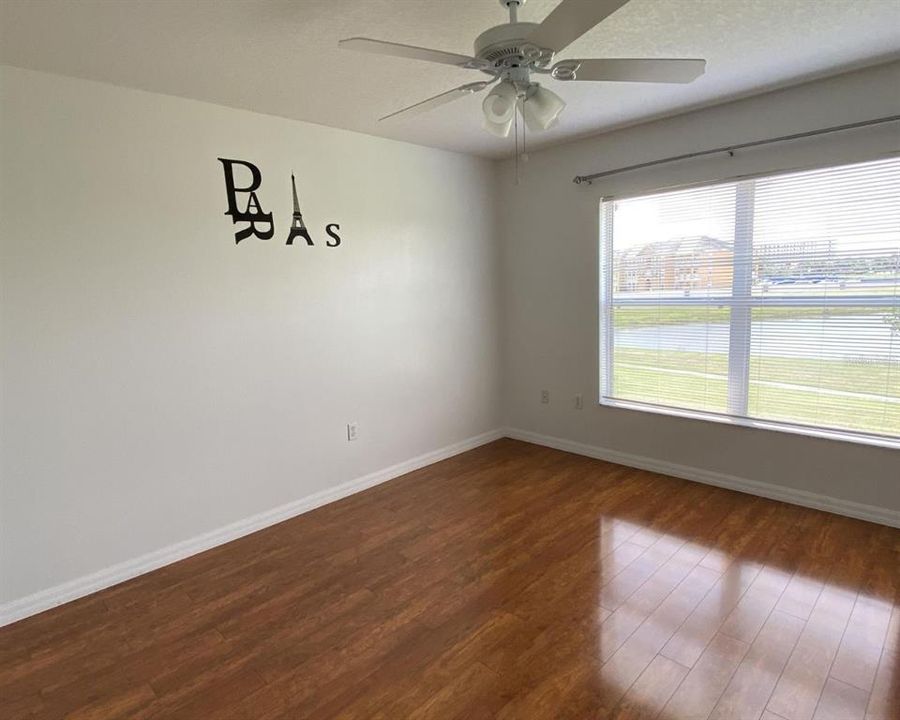 For Rent: $1,900 (2 beds, 2 baths, 1386 Square Feet)