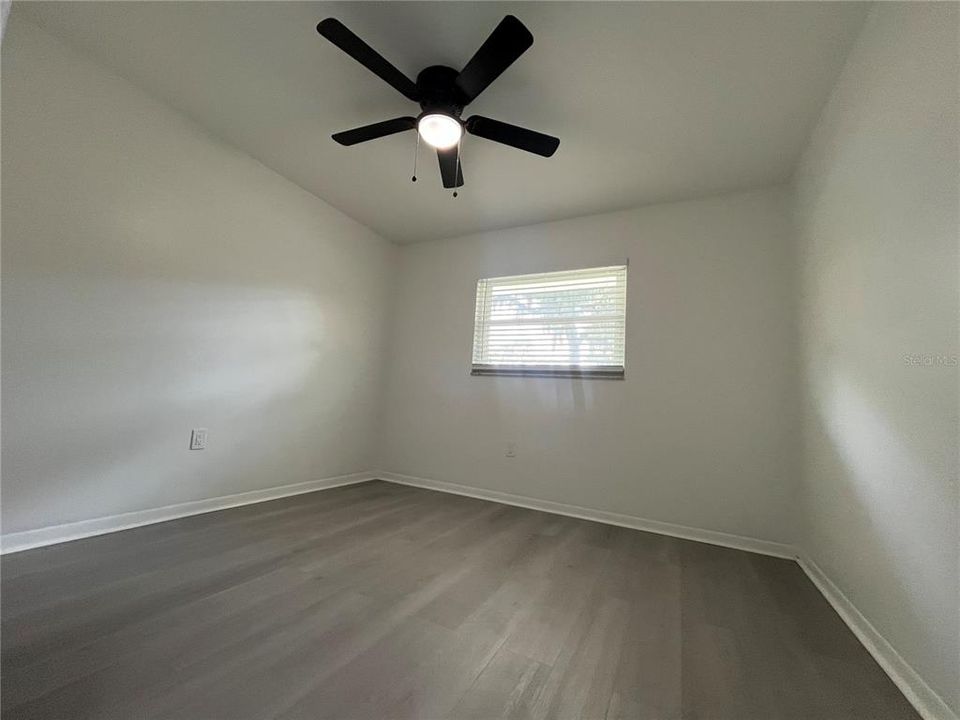 В аренду: $1,495 (2 спален, 1 ванн, 702 Квадратных фут)