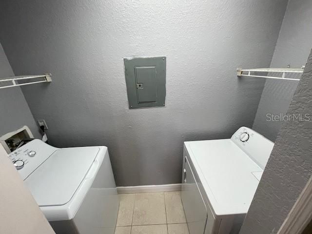 For Rent: $1,900 (3 beds, 2 baths, 1157 Square Feet)