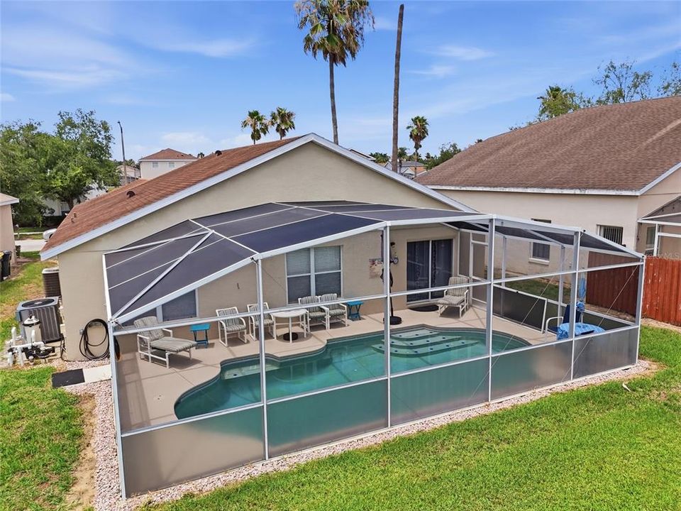 For Sale: $353,900 (3 beds, 2 baths, 1571 Square Feet)