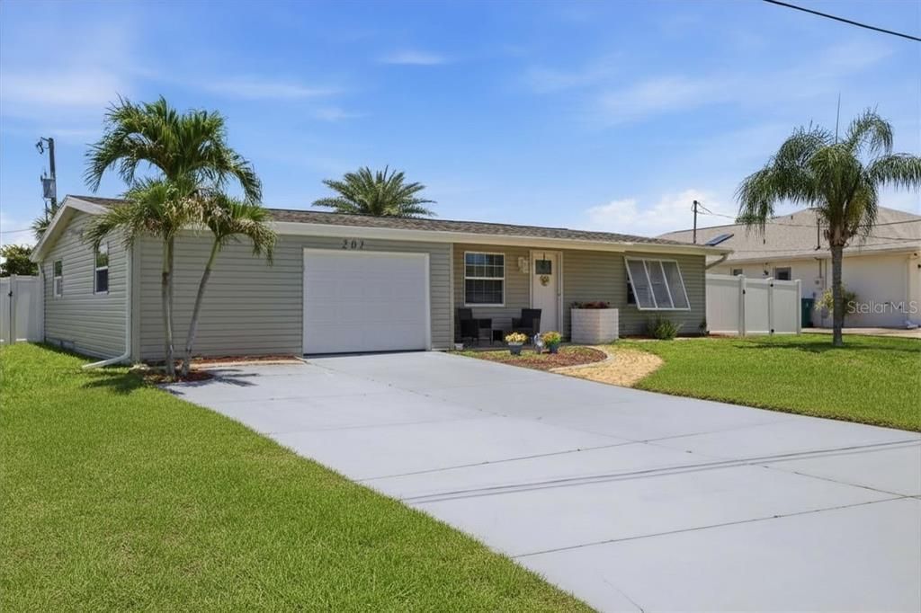 En Venta: $450,000 (3 camas, 2 baños, 1400 Pies cuadrados)