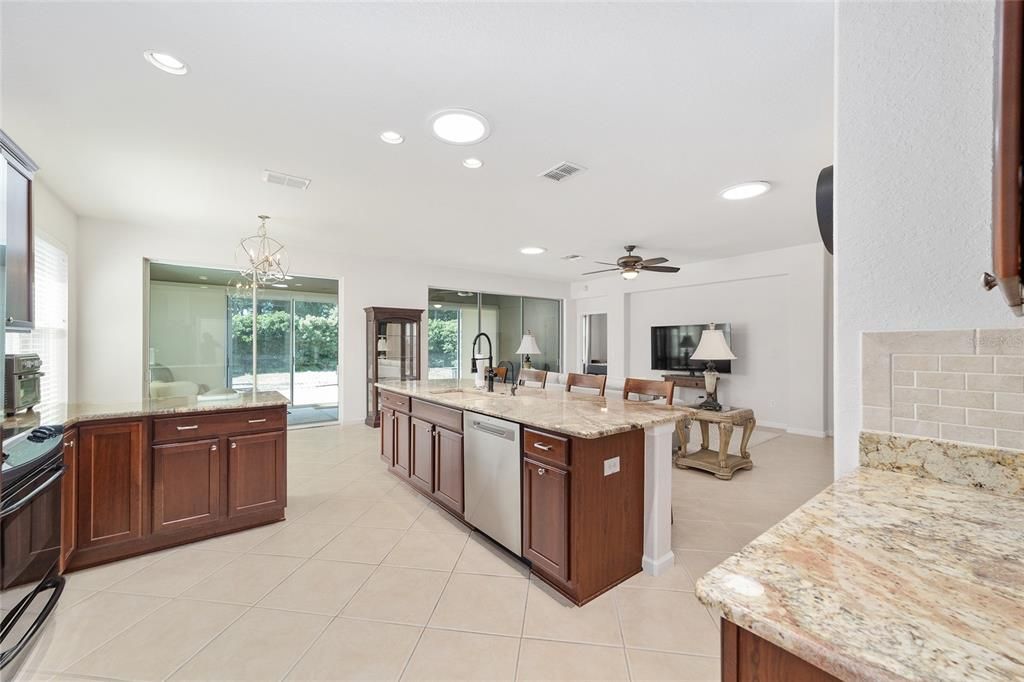 For Sale: $389,900 (3 beds, 2 baths, 2016 Square Feet)