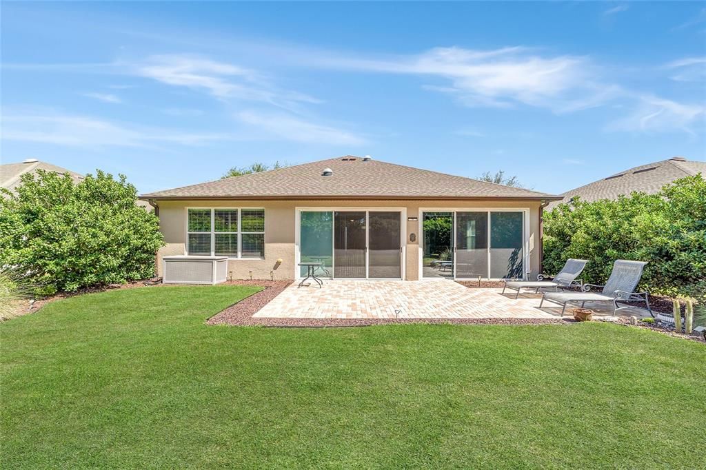 For Sale: $389,900 (3 beds, 2 baths, 2016 Square Feet)
