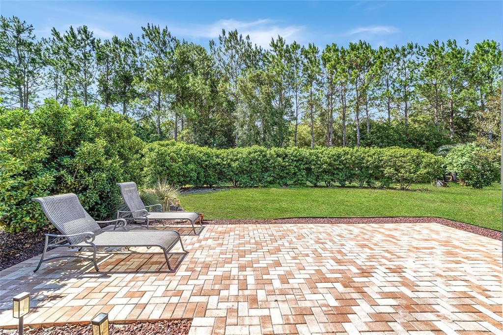For Sale: $389,900 (3 beds, 2 baths, 2016 Square Feet)