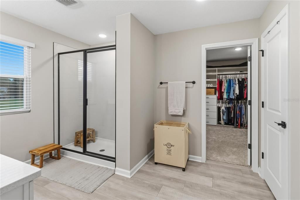 For Sale: $675,000 (4 beds, 3 baths, 3040 Square Feet)