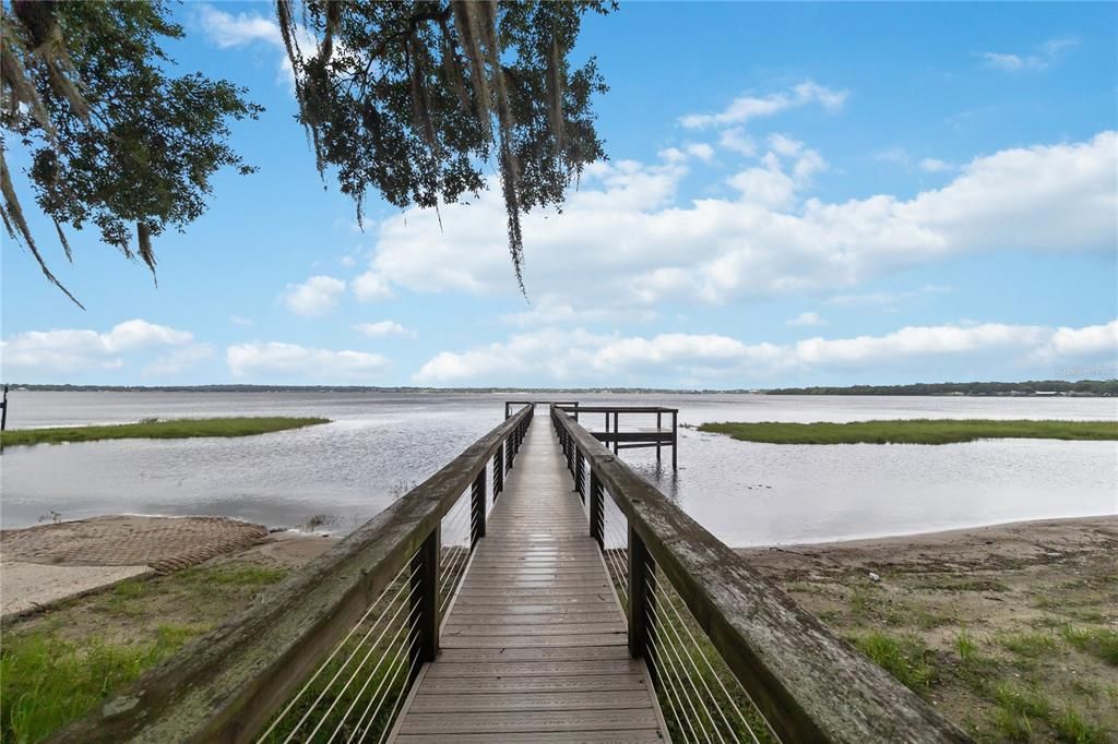 For Sale: $675,000 (4 beds, 3 baths, 3040 Square Feet)