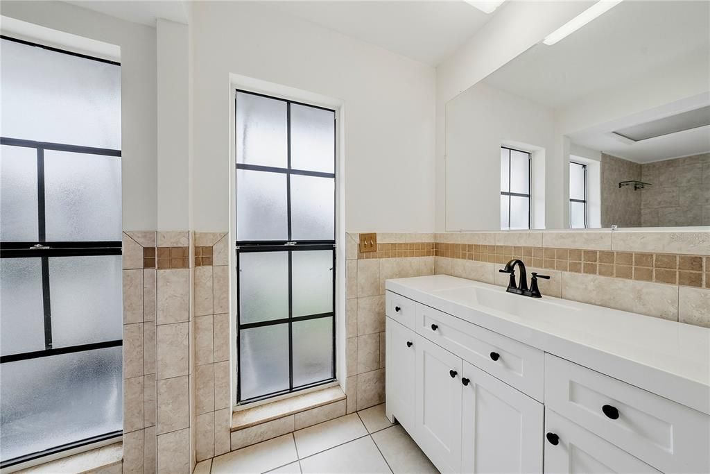 For Sale: $535,000 (4 beds, 2 baths, 2061 Square Feet)