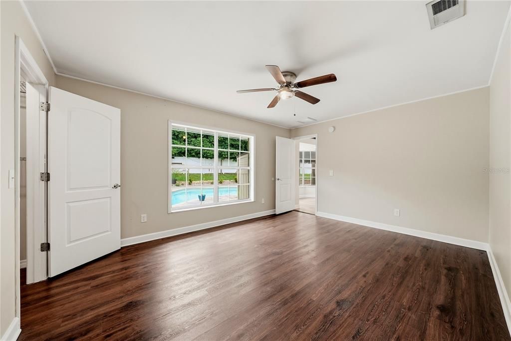 For Sale: $535,000 (4 beds, 2 baths, 2061 Square Feet)
