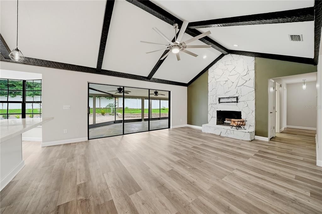For Sale: $535,000 (4 beds, 2 baths, 2061 Square Feet)