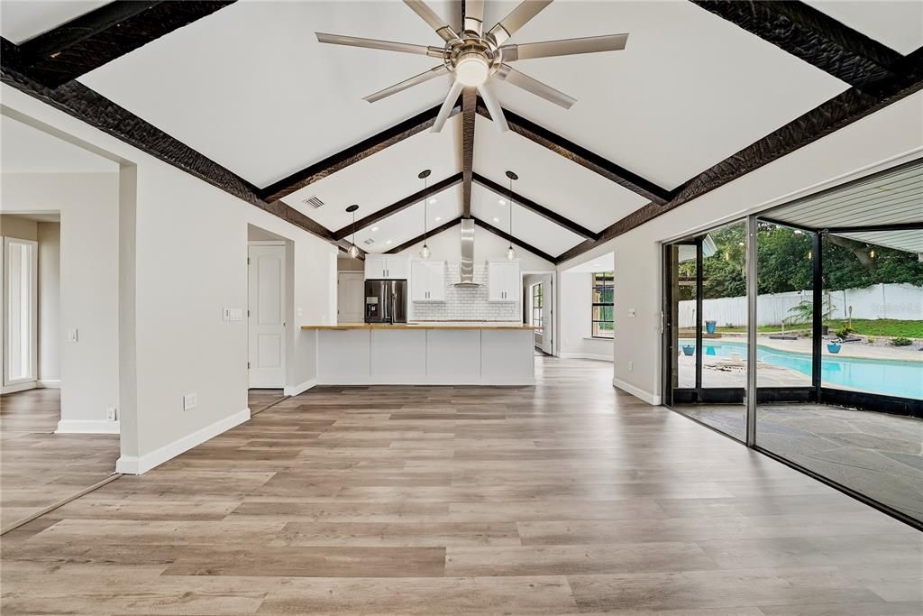 For Sale: $535,000 (4 beds, 2 baths, 2061 Square Feet)