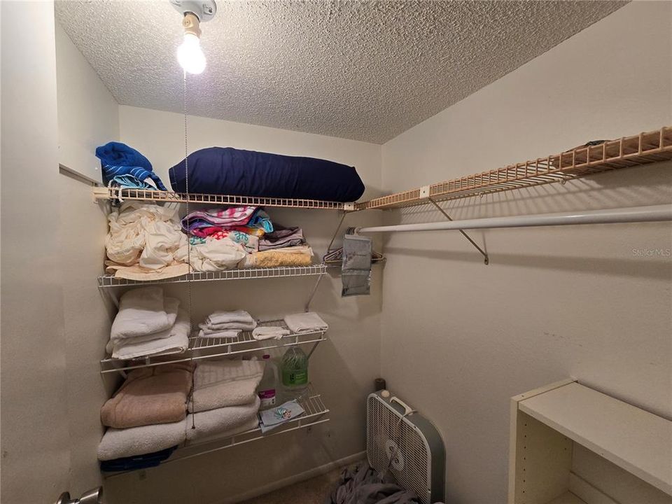 En Renta: $1,500 (2 camas, 1 baños, 1054 Pies cuadrados)